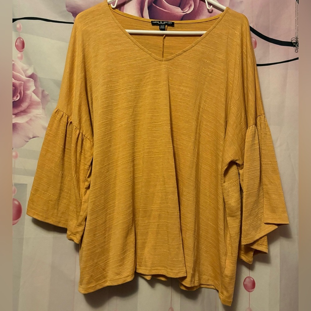 Cable and Gauge Womens Flared sleeves V neck blouse Size 1X